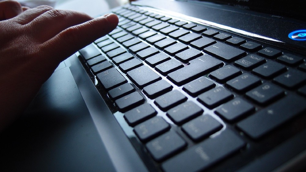 keyboard-943739_1920.jpg
